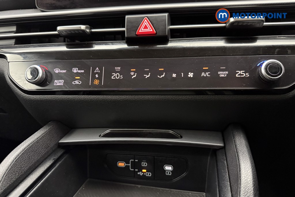 KIA Sportage Pure Automatic Petrol-Electric Hybrid SUV - Stock Number (1602042) - 16th supplementary image