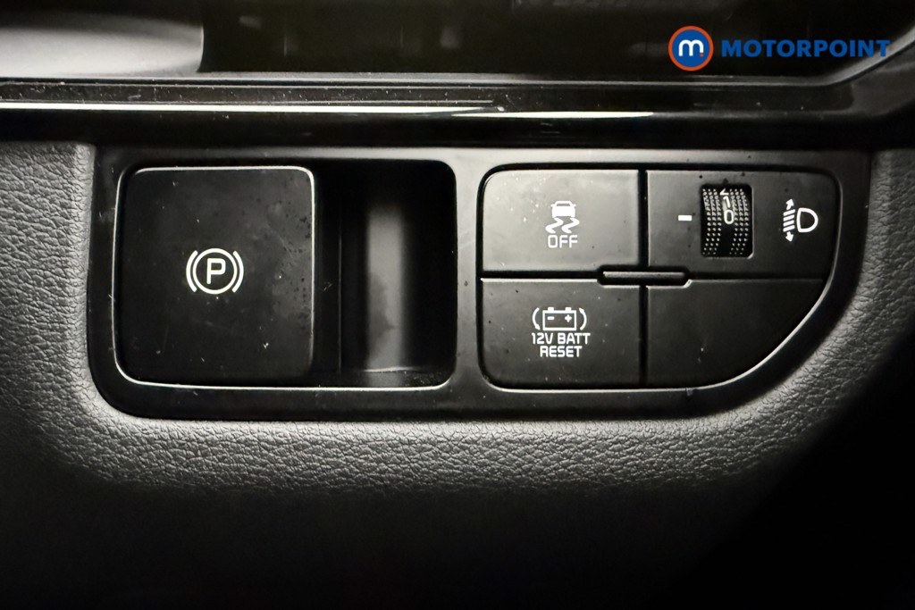 KIA Sportage Pure Automatic Petrol-Electric Hybrid SUV - Stock Number (1602042) - 17th supplementary image