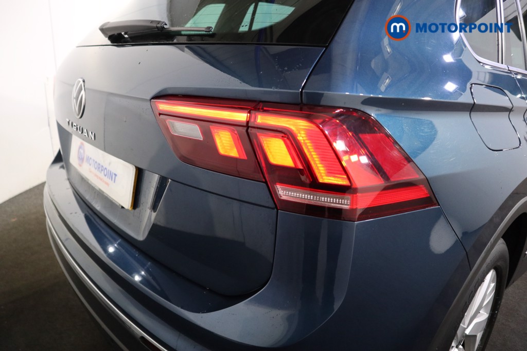 Volkswagen Tiguan Life Manual Petrol SUV - Stock Number (1602280) - 27th supplementary image