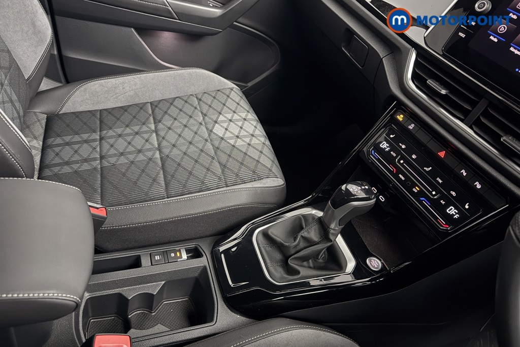 Volkswagen T-Roc R-Line Automatic Petrol SUV - Stock Number (1602364) - 16th supplementary image