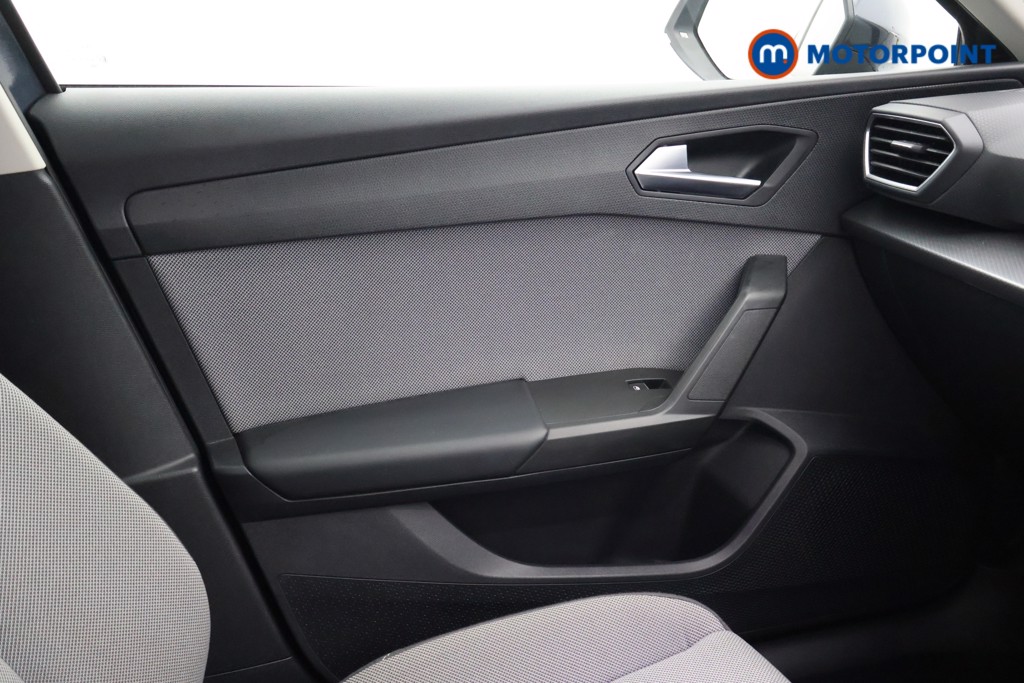 Seat Leon Se Dynamic Manual Petrol Hatchback - Stock Number (1602401) - 7th supplementary image