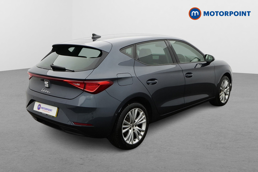 Seat Leon Se Dynamic Manual Petrol Hatchback - Stock Number (1602401) - Drivers side rear corner