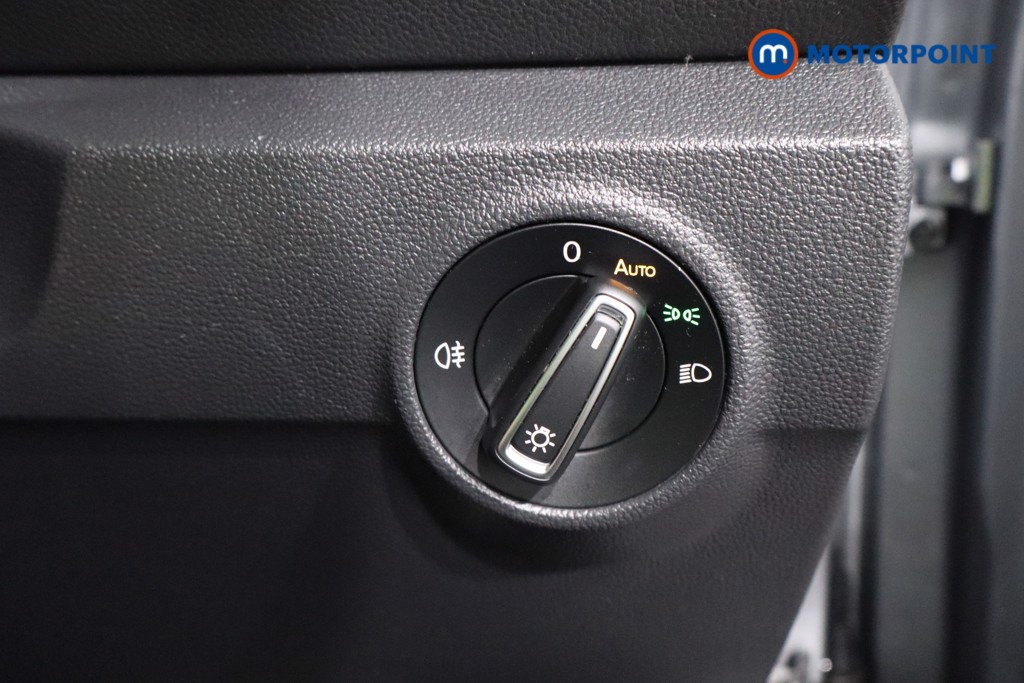 Volkswagen T-Roc R-Line Automatic Diesel SUV - Stock Number (1602463) - 22nd supplementary image