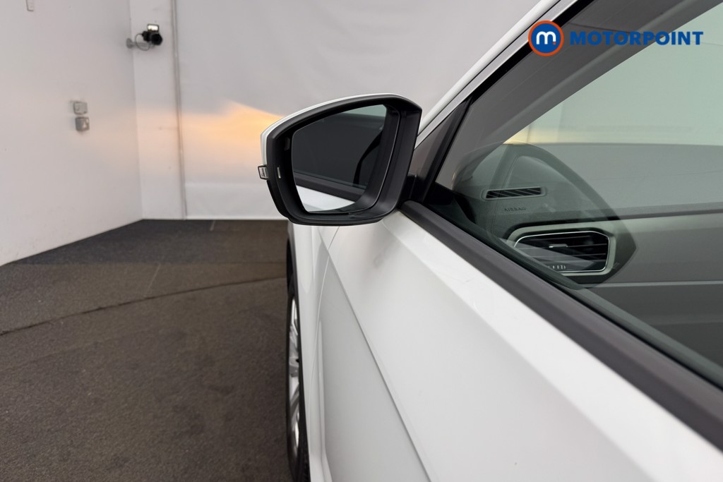 Volkswagen T-Roc SE Manual Petrol SUV - Stock Number (1602577) - 28th supplementary image