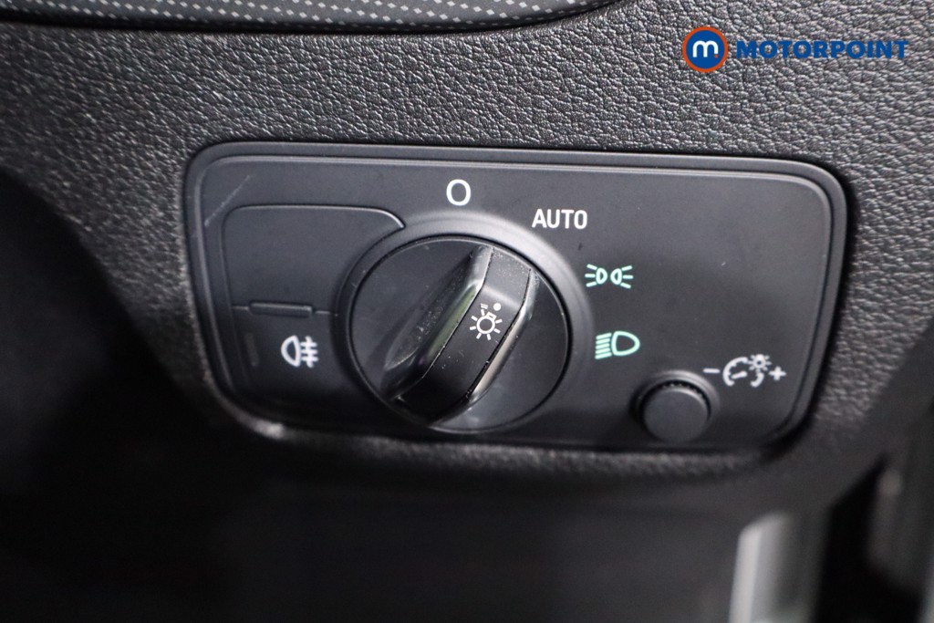 Audi Q2 Black Edition Automatic Petrol SUV - Stock Number (1602628) - 22nd supplementary image