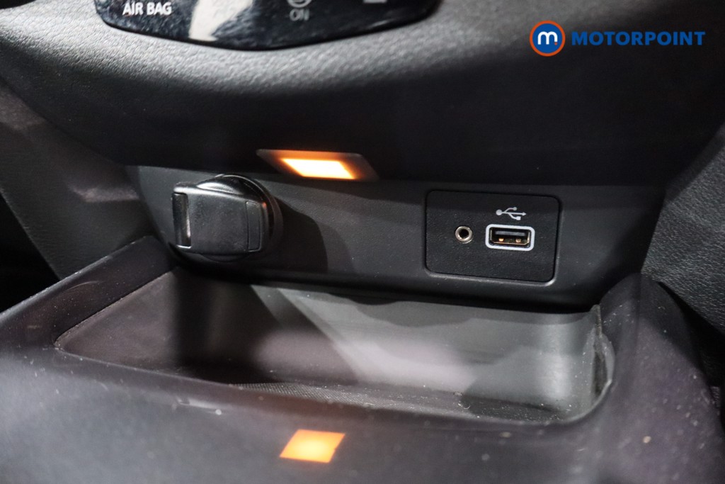 Nissan Juke Acenta Manual Petrol SUV - Stock Number (1602663) - 16th supplementary image