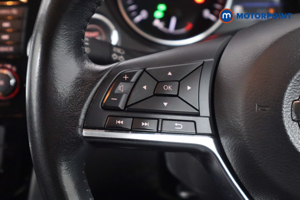 Nissan Qashqai Tekna Automatic Petrol SUV - Stock Number (1602665) - 7th supplementary image