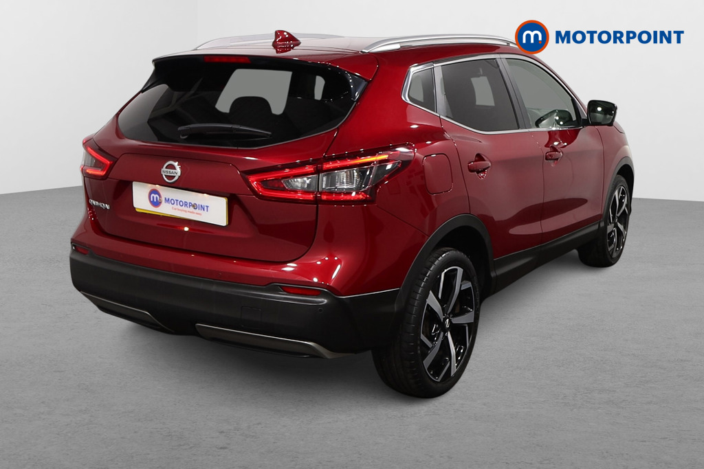 Nissan Qashqai Tekna Automatic Petrol SUV - Stock Number (1602665) - Passenger side front corner