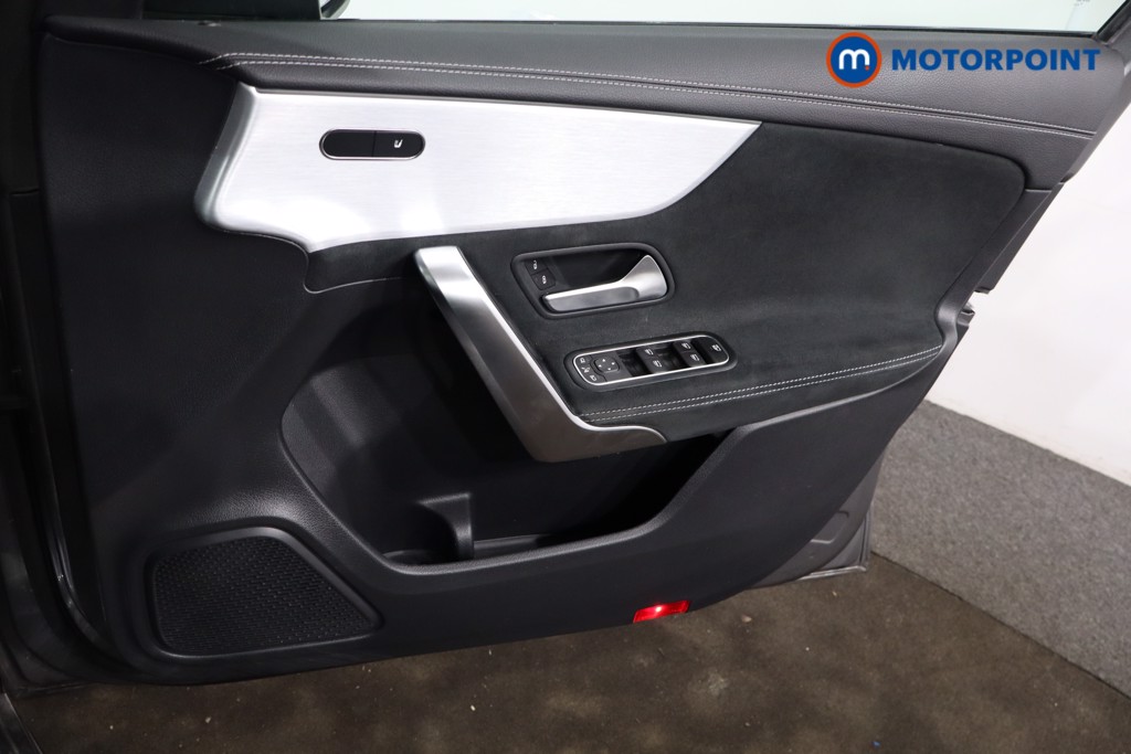 Mercedes-Benz A Class Amg Line Executive Edition Automatic Petrol Hatchback - Stock Number (1602691) - 22nd supplementary image