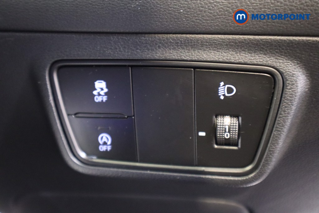 Hyundai Tucson Se Connect Manual Petrol SUV - Stock Number (1602757) - 12th supplementary image