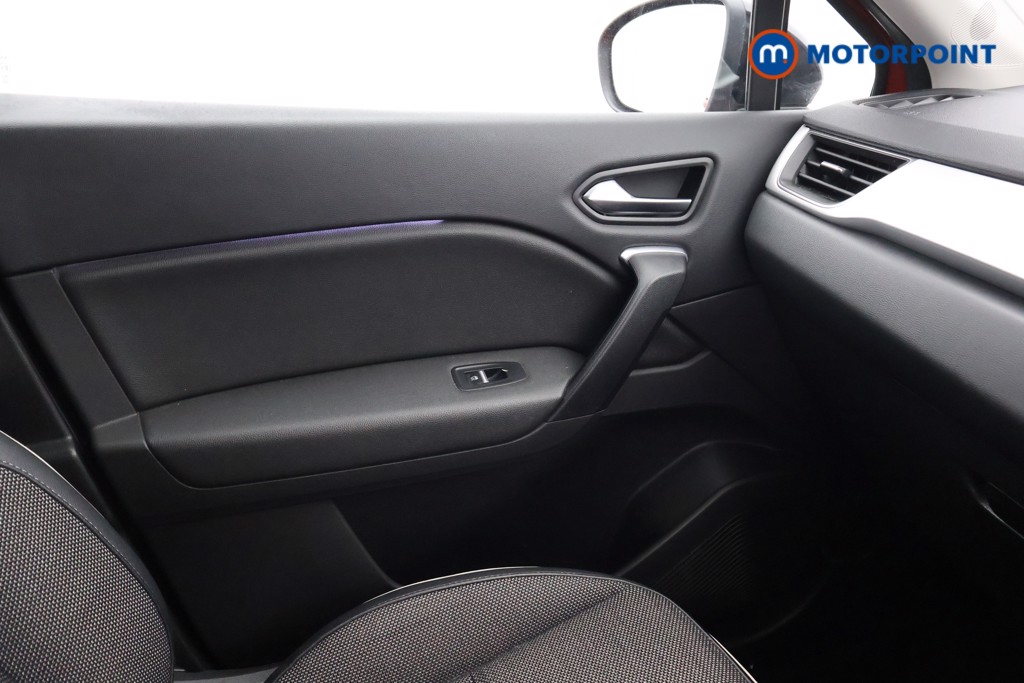 Renault Captur S Edition Automatic Diesel SUV - Stock Number (1602798) - 7th supplementary image