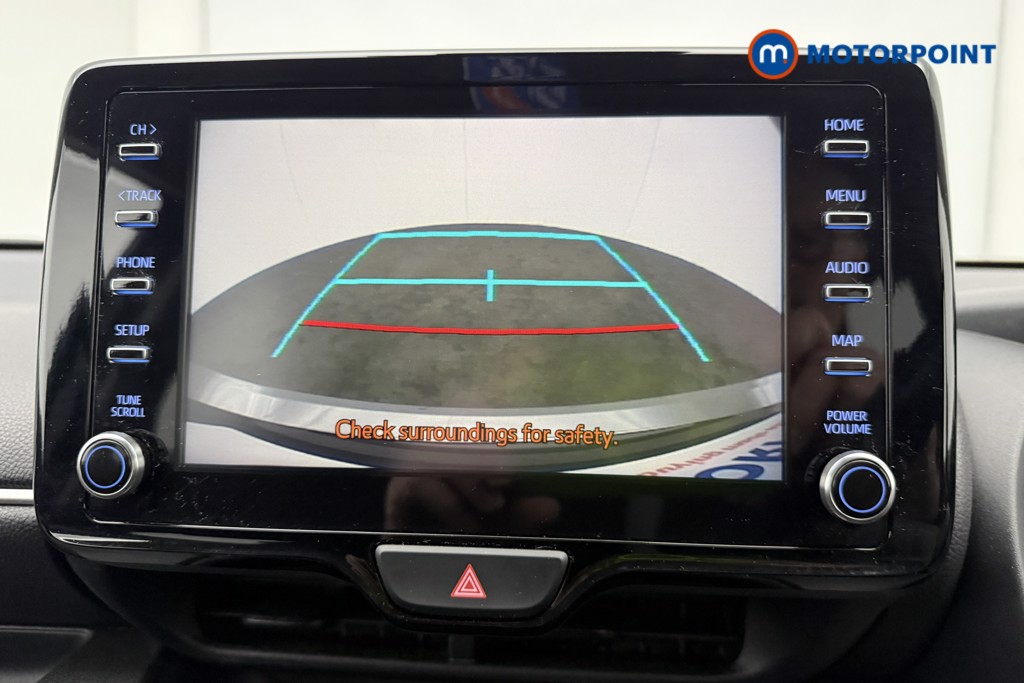 Toyota Yaris Design Automatic Petrol-Electric Hybrid Hatchback - Stock Number (1602878) - 3rd supplementary image