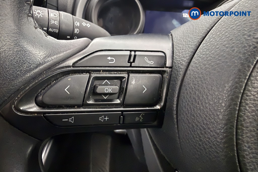 Toyota Yaris Design Automatic Petrol-Electric Hybrid Hatchback - Stock Number (1602878) - 13th supplementary image