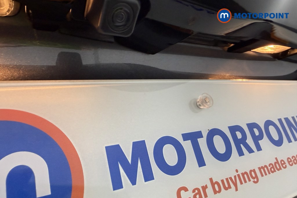 Toyota Yaris Design Automatic Petrol-Electric Hybrid Hatchback - Stock Number (1602878) - 25th supplementary image