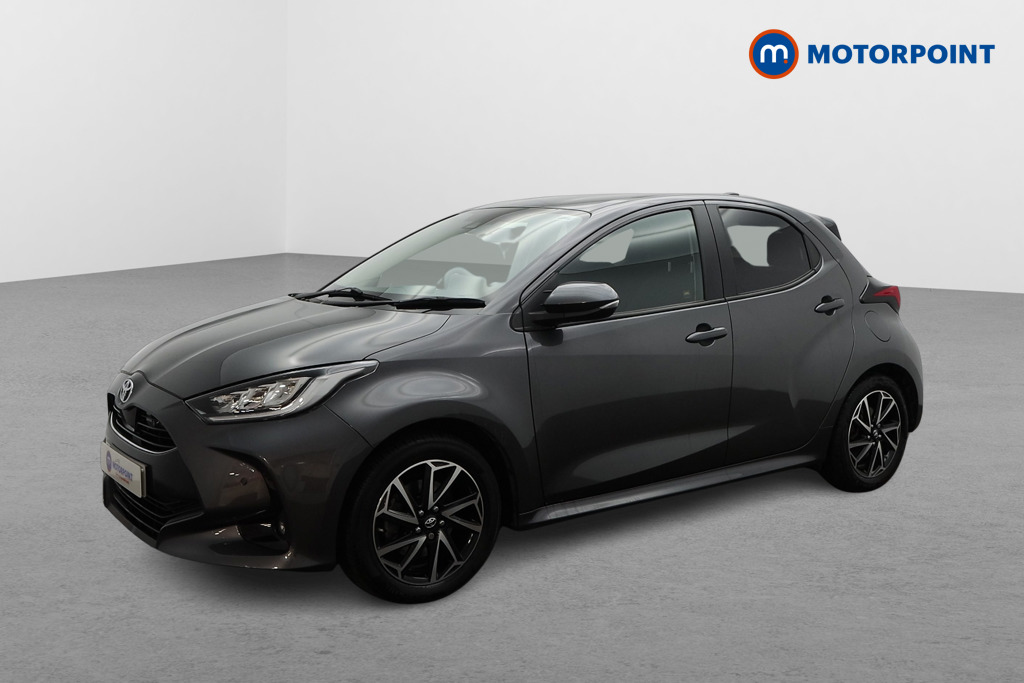 Toyota Yaris Design Automatic Petrol-Electric Hybrid Hatchback - Stock Number (1602878) - Passenger side front corner