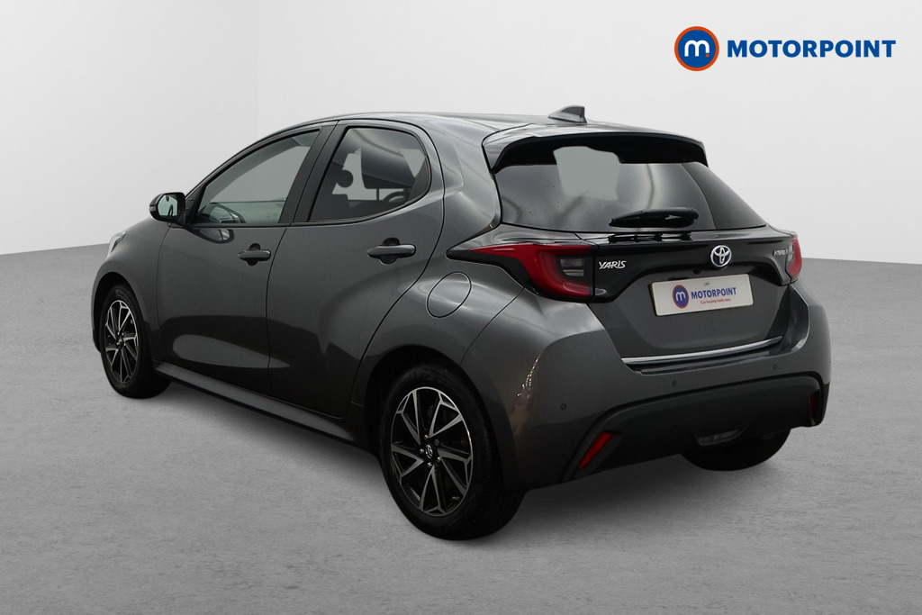 Toyota Yaris Design Automatic Petrol-Electric Hybrid Hatchback - Stock Number (1602878) - Passenger side rear corner