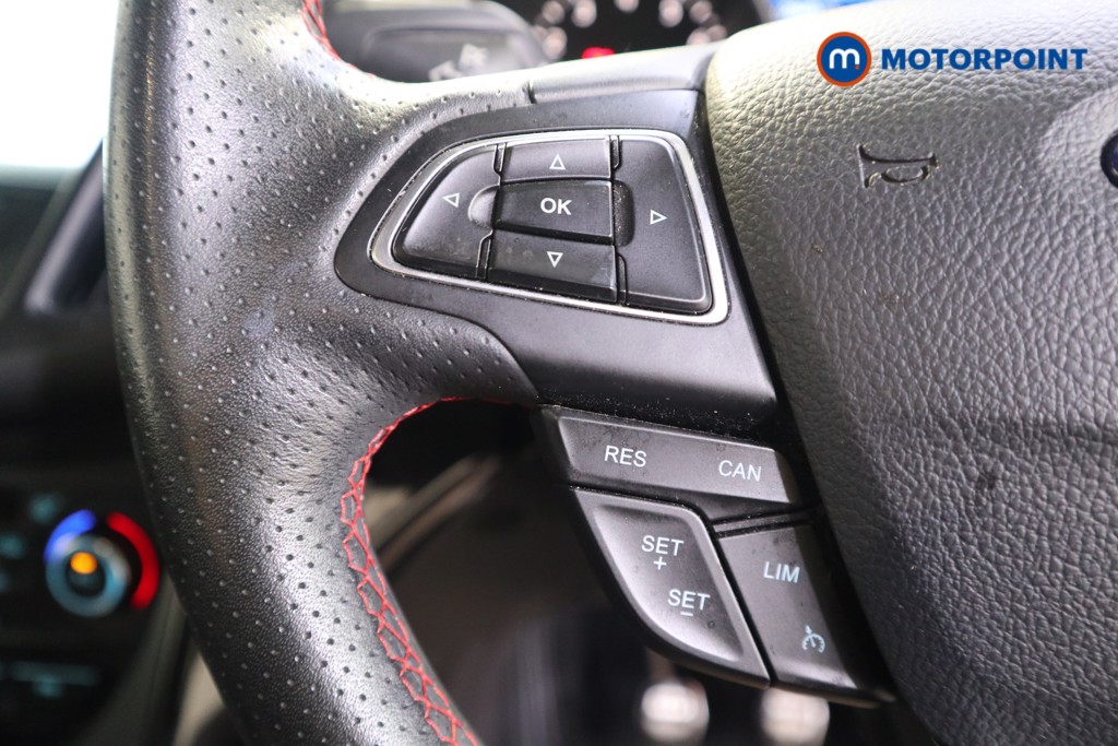 Ford Kuga St-Line Manual Petrol SUV - Stock Number (1602920) - 5th supplementary image