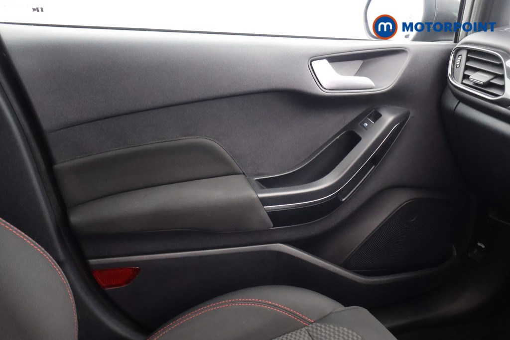 Ford Fiesta St-Line Edition Manual Petrol Hatchback - Stock Number (1603017) - 7th supplementary image
