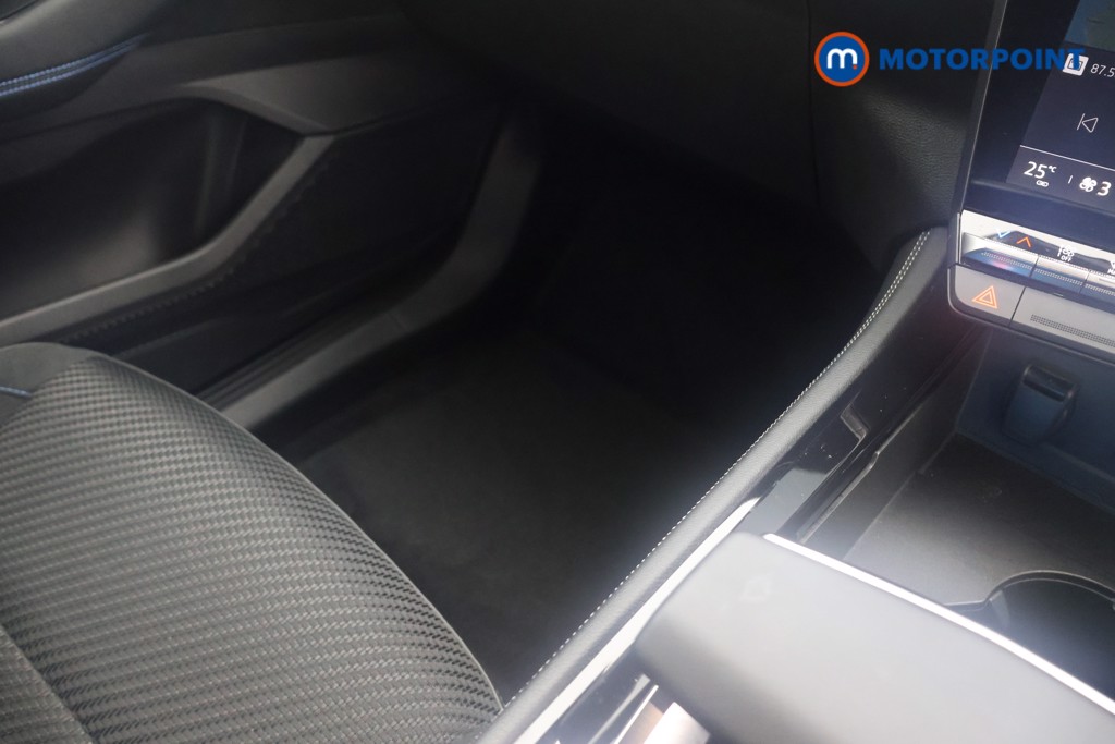 Renault Austral Iconic Esprit Alpine Automatic Petrol-Electric Hybrid SUV - Stock Number (1603159) - 8th supplementary image