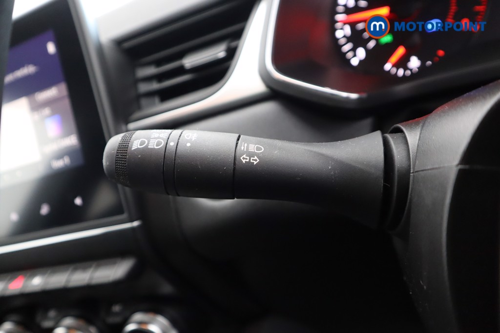 Renault Captur Iconic Edition Manual Petrol SUV - Stock Number (1603320) - 6th supplementary image