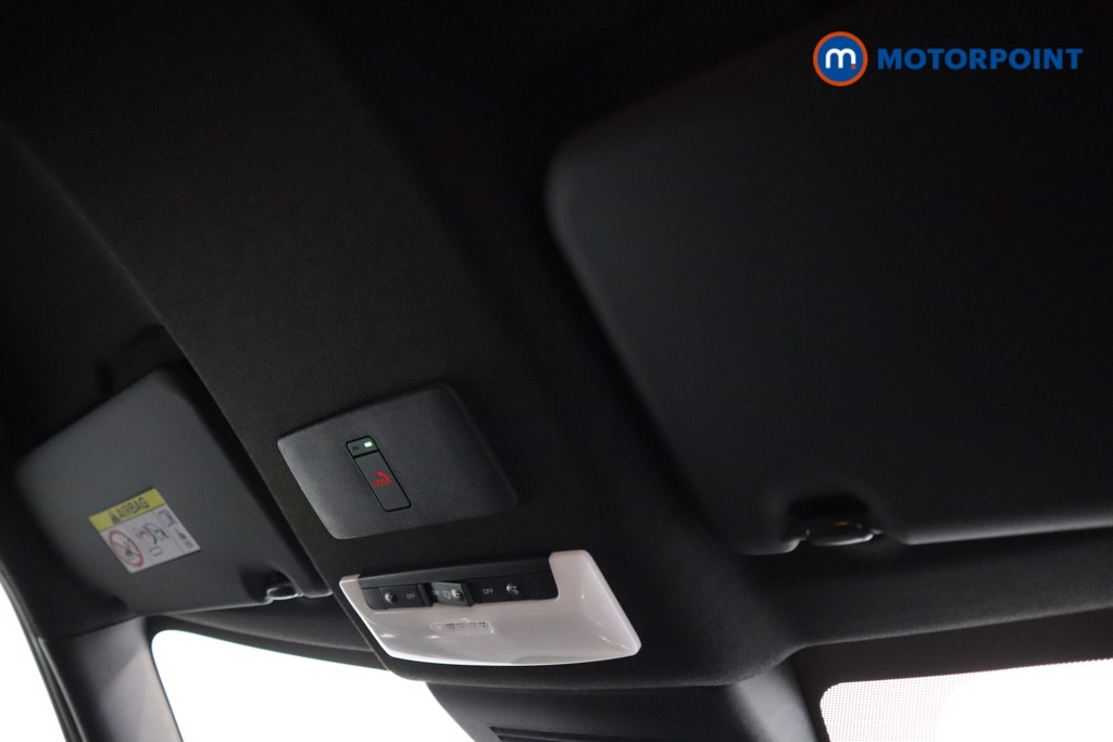 Nissan Juke N-Connecta Automatic Petrol SUV - Stock Number (1603594) - 9th supplementary image