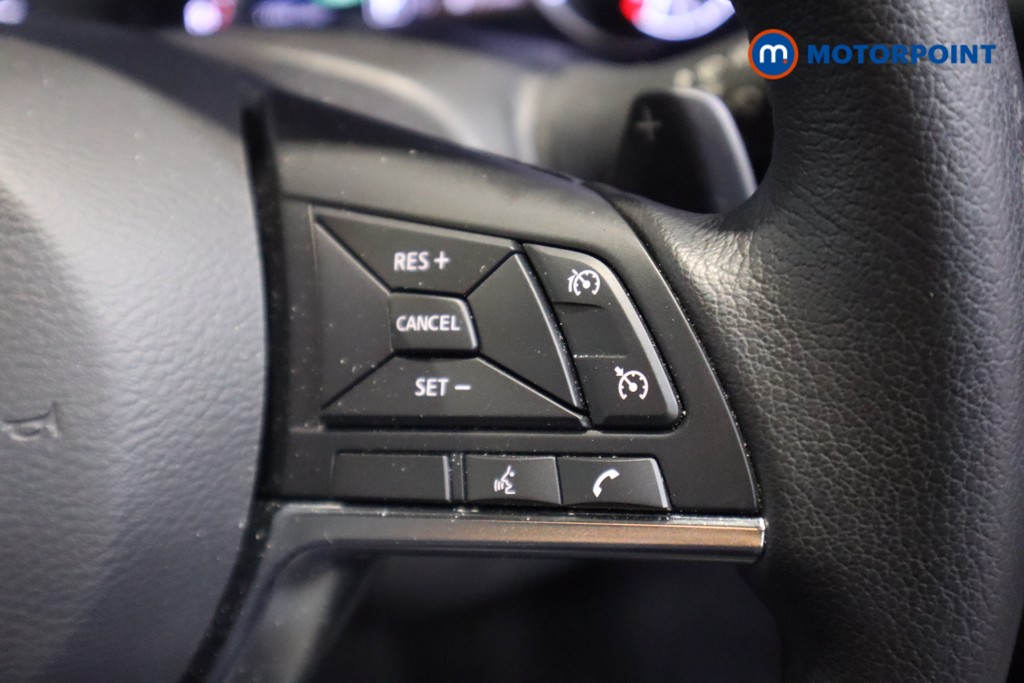 Nissan Juke N-Connecta Automatic Petrol SUV - Stock Number (1603594) - 14th supplementary image