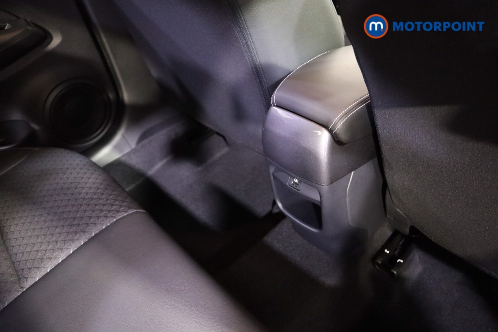 Nissan Juke N-Connecta Automatic Petrol SUV - Stock Number (1603594) - 20th supplementary image