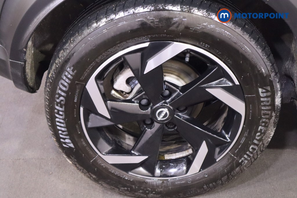 Nissan Juke N-Connecta Automatic Petrol SUV - Stock Number (1603594) - 22nd supplementary image