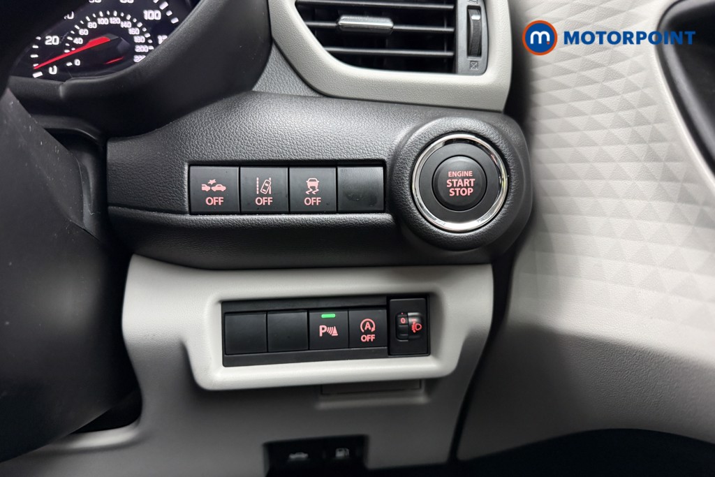 Suzuki Swift Ultra Manual Petrol Hatchback - Stock Number (1603652) - 17th supplementary image
