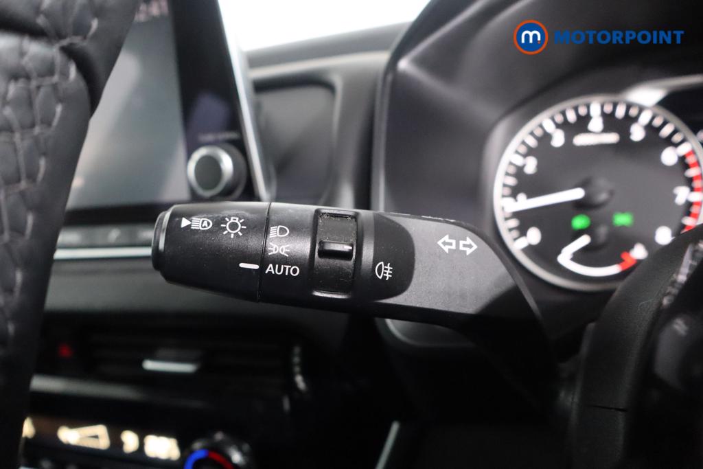 Nissan Qashqai Acenta Premium Manual Petrol SUV - Stock Number (1580222) - 14th supplementary image