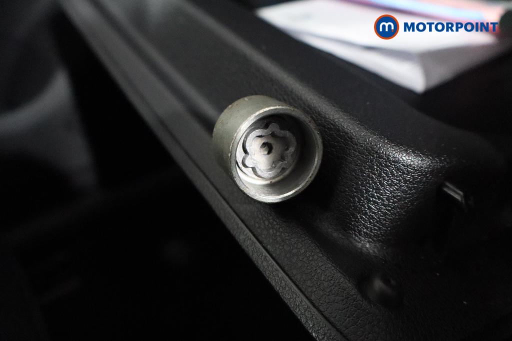 Audi Q2 S Line Manual Petrol SUV - Stock Number (1582049) - 8th supplementary image