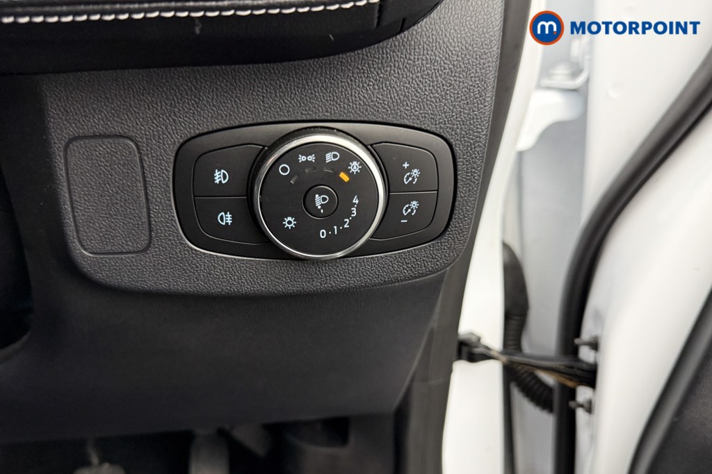 Ford Puma St-Line Vignale Manual Petrol SUV - Stock Number (1583855) - 15th supplementary image