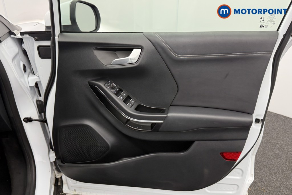 Ford Puma St-Line Vignale Manual Petrol SUV - Stock Number (1583855) - 17th supplementary image