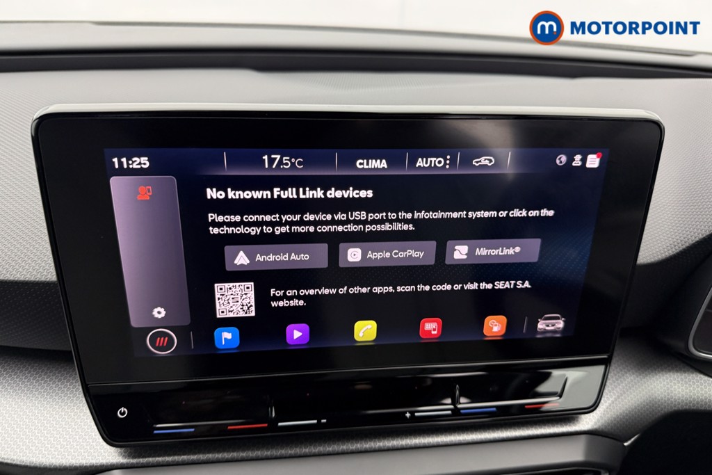 Seat Leon Se Dynamic Manual Petrol Hatchback - Stock Number (1585315) - 2nd supplementary image