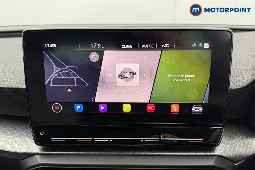 Seat Leon Se Dynamic Manual Petrol Hatchback - Stock Number (1585315) - 11th supplementary image