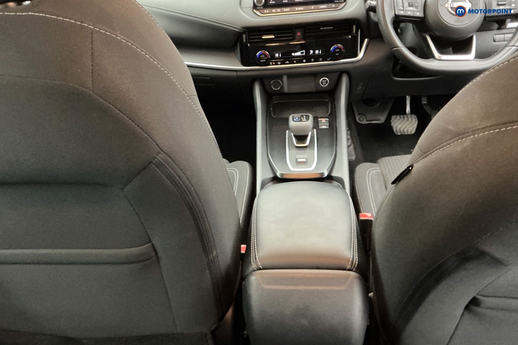 Nissan Qashqai Acenta Premium Automatic Petrol SUV - Stock Number (1588920) - 12th supplementary image