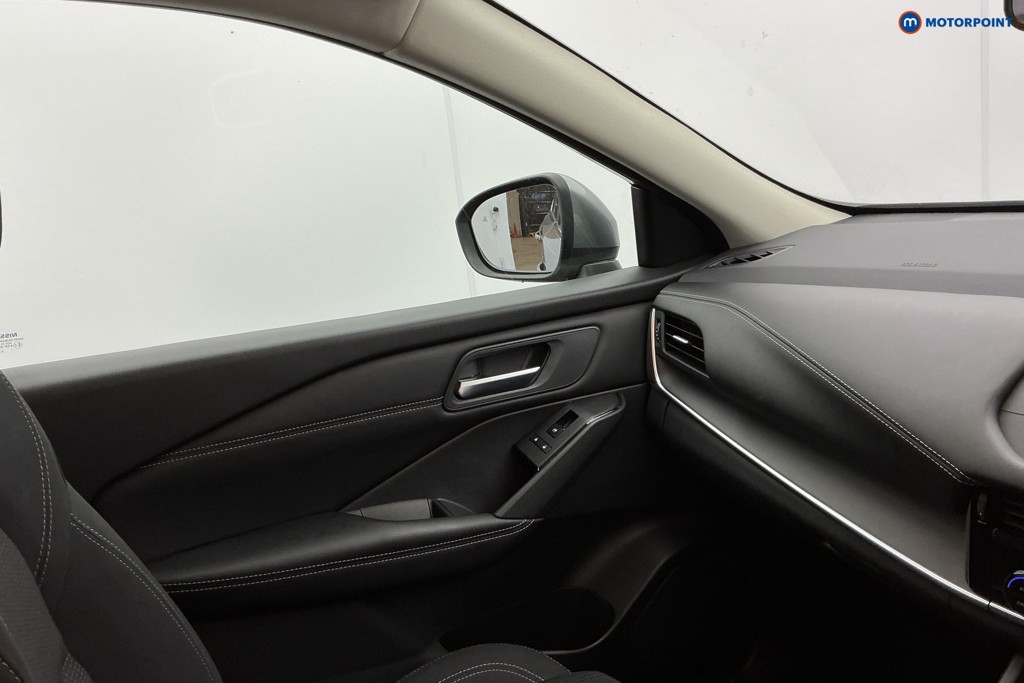 Nissan Qashqai Acenta Premium Automatic Petrol SUV - Stock Number (1588920) - 19th supplementary image