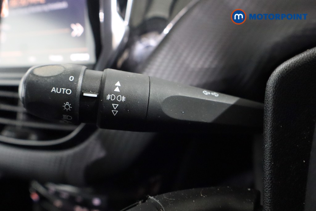 Peugeot 2008 Allure Manual Petrol SUV - Stock Number (1589713) - 5th supplementary image