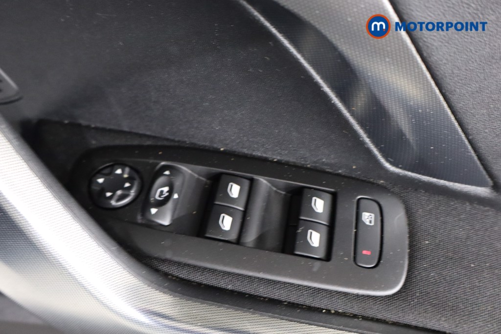 Peugeot 2008 Allure Manual Petrol SUV - Stock Number (1589713) - 14th supplementary image