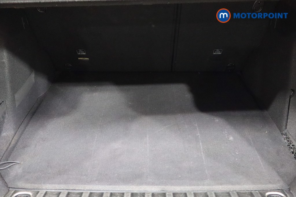 Peugeot 2008 Allure Manual Petrol SUV - Stock Number (1589713) - 17th supplementary image