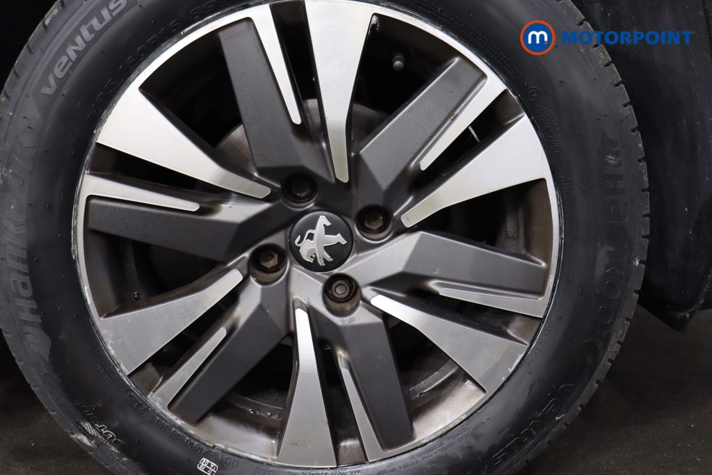 Peugeot 2008 Allure Manual Petrol SUV - Stock Number (1589713) - 19th supplementary image