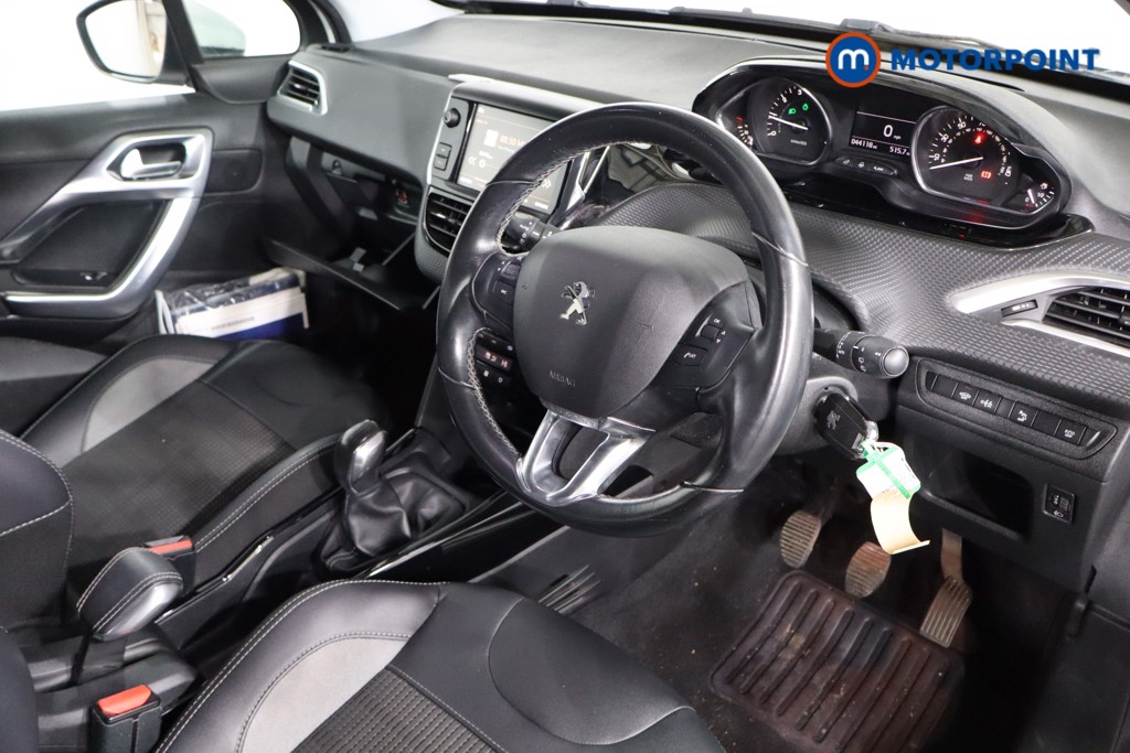 Peugeot 2008 Allure Manual Petrol SUV - Stock Number (1589713) - 1st supplementary image