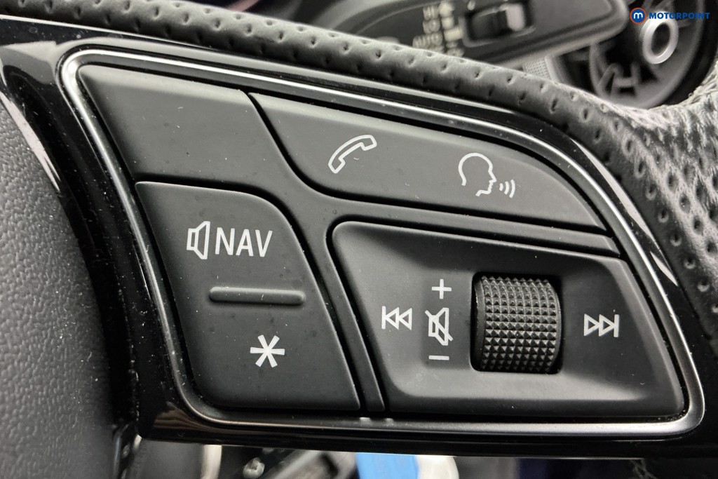 Audi Q2 Black Edition Manual Petrol SUV - Stock Number (1591233) - 21st supplementary image