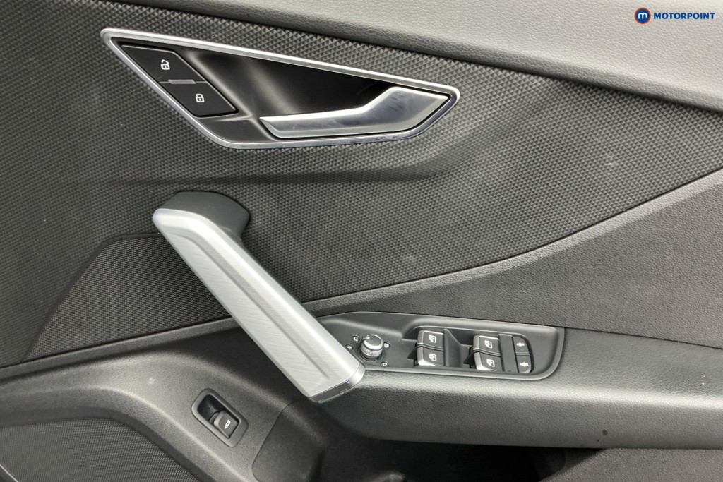 Audi Q2 Black Edition Manual Petrol SUV - Stock Number (1591233) - 24th supplementary image