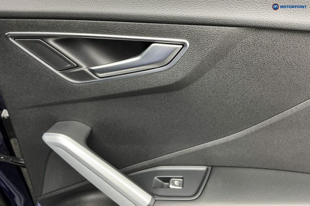 Audi Q2 Black Edition Manual Petrol SUV - Stock Number (1591233) - 26th supplementary image