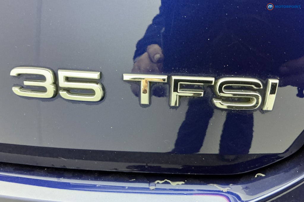 Audi Q2 Black Edition Manual Petrol SUV - Stock Number (1591233) - 32nd supplementary image