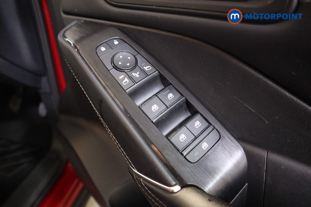 Nissan Qashqai N-Connecta Manual Petrol SUV - Stock Number (1591779) - 12th supplementary image