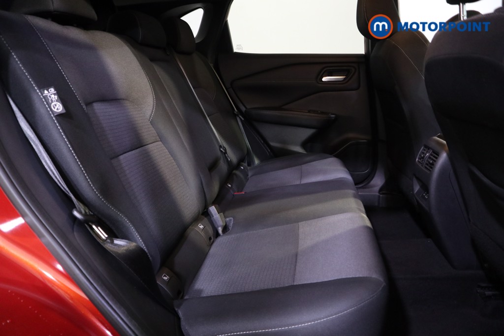 Nissan Qashqai N-Connecta Manual Petrol SUV - Stock Number (1591779) - 14th supplementary image