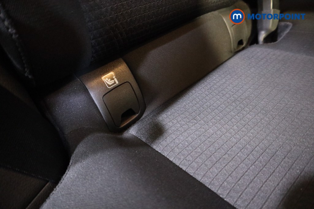 Nissan Qashqai N-Connecta Manual Petrol SUV - Stock Number (1591779) - 15th supplementary image