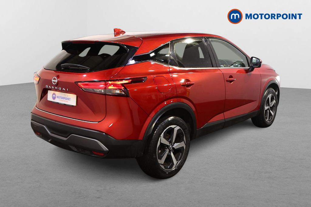Nissan Qashqai N-Connecta Manual Petrol SUV - Stock Number (1591779) - Drivers side rear corner